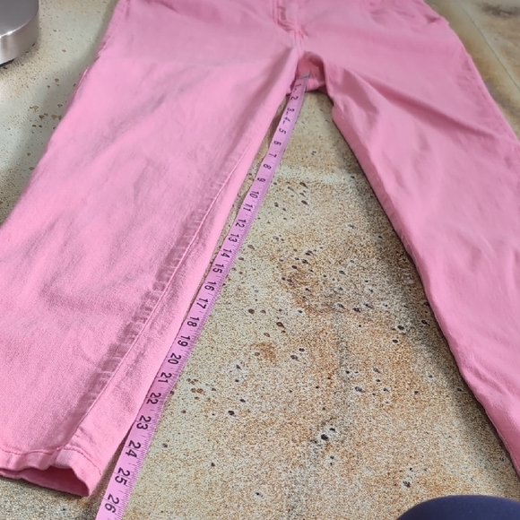 Elegance Paris | Vibrant Baby Pink Stretchy Skinny Jeans with Sleek Fit Size 8 - Picture 11 of 13